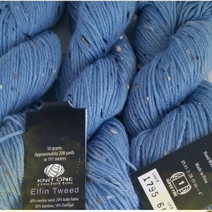 Knit One Crochet Too *Elfin Tweed*A Merino Wool blend with specks of natural, beige and black color Made in Peru, Color Periwinkle #1795/685