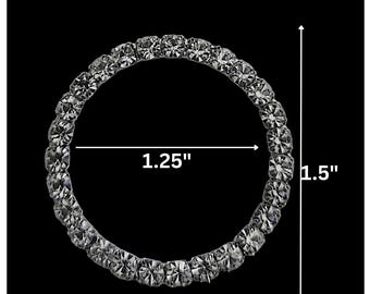 Anillo para bufanda con diamantes de imitación: accesorio para chal en tono plateado
