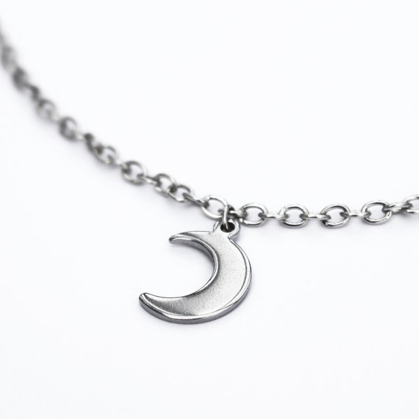 Gargantilha de lua prateada // Gargantilha de lua crescente boho // Colar de lua gótica pastel // Gargantilha celestial grunge dos anos 90 // Colar de camadas hippie