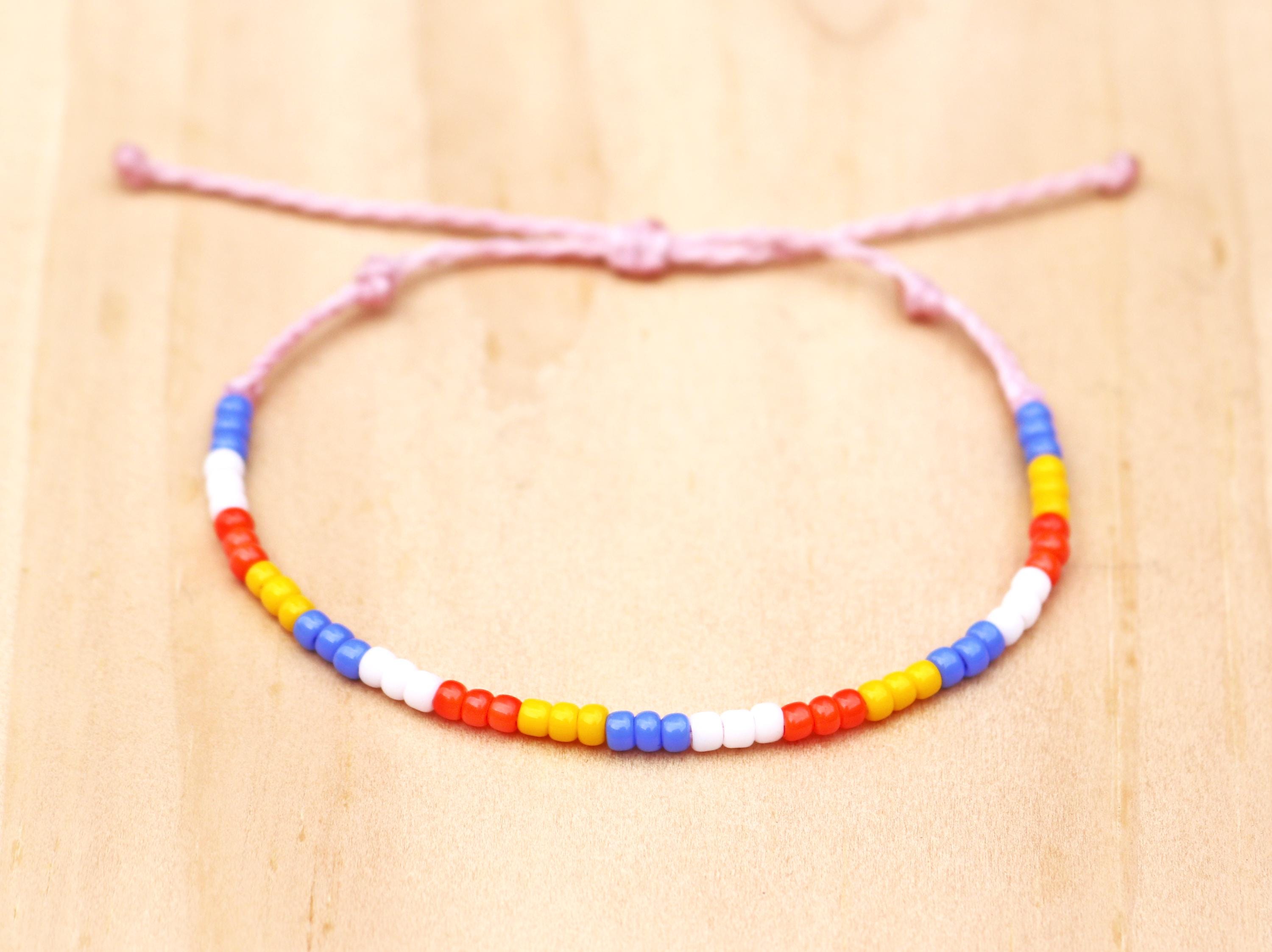 Bracciale Da Surfista Arcobaleno: Gioiello Fatto A Mano In Perline Colorate, Regolabile, Regalo Originale Per Donna