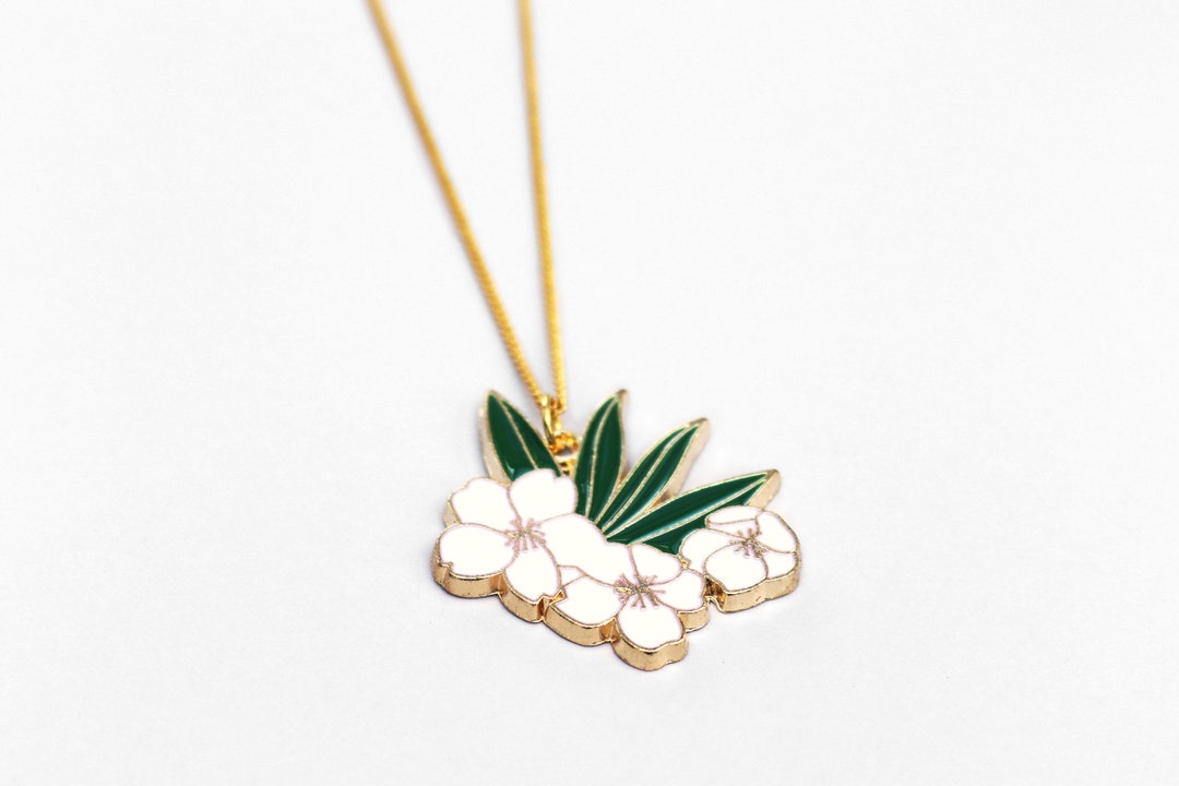 Plumeria Necklace // Frangipani Flower Necklace // White Etsy