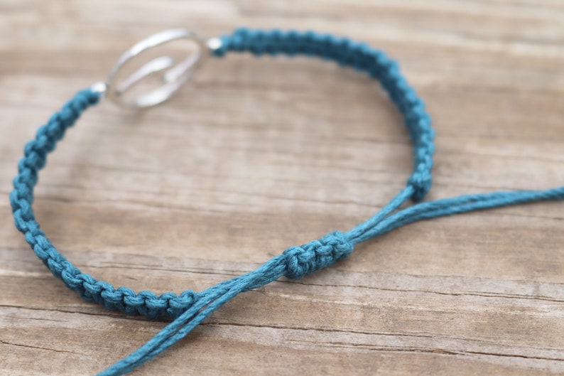 Ocean Bracelet // Sea Wave Bracelet // Unisex Surfer Bracelet // Hemp Macrame Bracelet // Boho Hippie Beach Nature // Choose Your Color image 3