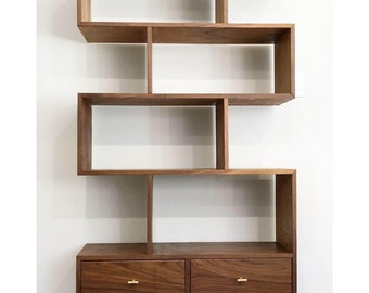 36&quot; Staggered Display Bookshelf