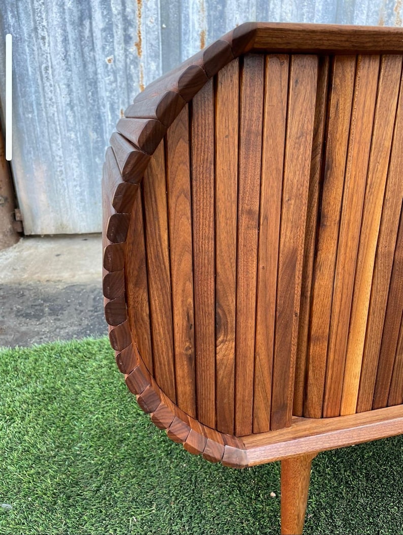 WestCoastModernLA Tambour Door Media Credenza - Thumbnail 2