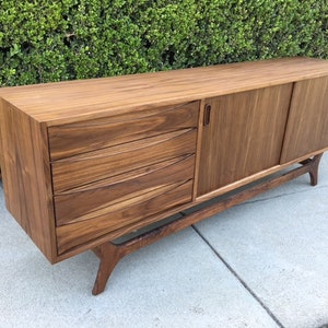 Mid Century Bowtie Credenza Sideboard image 7