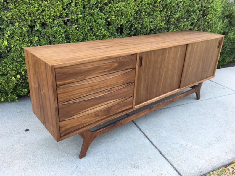 Mid Century Bowtie Credenza Sideboard image 7