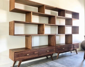 72&quot; Staggered Display Bookshelf