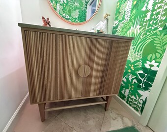 36” White Oak Fluted Single Sink Vanity