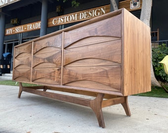 Mid Century Style "Bowtie" 9 drawer dresser