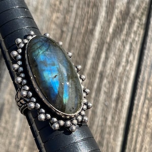 Natural Labradorite Sterling Silver Statement Ring Blue Flash Large Knuckle Ring Fine Silver Cabochon Ring Vintage