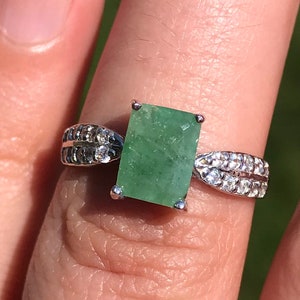 1.5 carat Emerald Natural Bright Green Zambia White Sapphire Sterling Silver Engagement Ring Wedding Ring Anniversary Ring May Birthstone