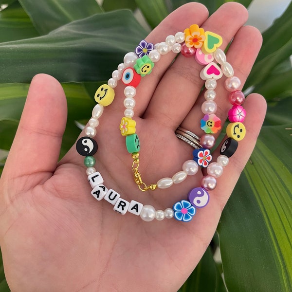 Collier Y2K personnalisé des années 90 perles en argile Fimo fausses perles boîte lettres collier Kandi