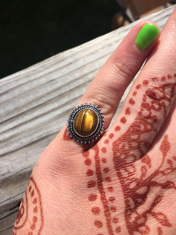 Tiger Eye Cabachon Sterling Silver Ring