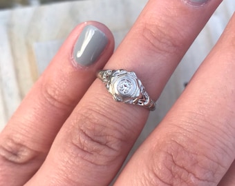 Antique 18K White Gold Diamond Ring: Edwardian Art Deco Filigree