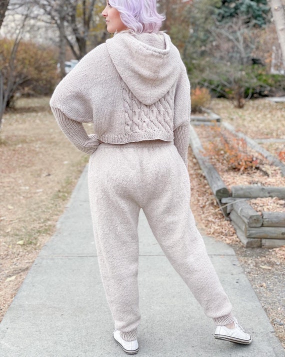 KNITTING PATTERN Cable Crush Joggers, Knit Joggers, Knit Pants Pattern, Knit  Sweatpants, Cozy Knit Pants, Size Inclusive Knit Pants -  Canada