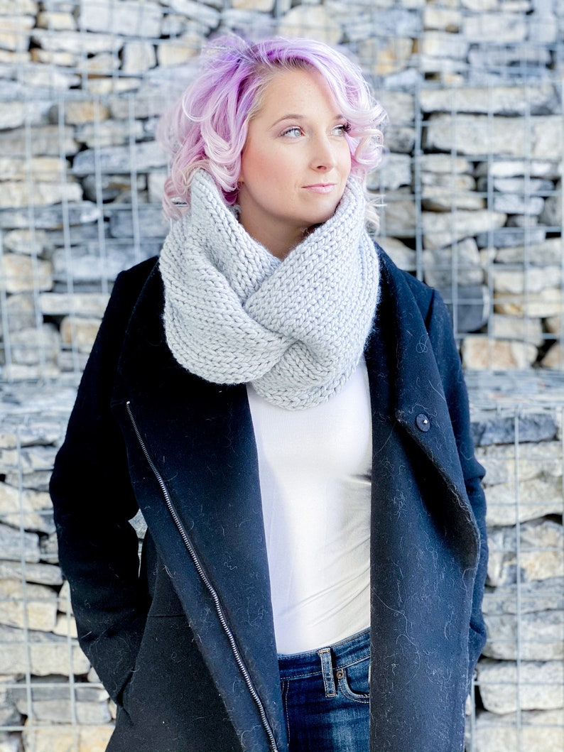 KNITTING PATTERN Chunky Twisted Cowl Twisted Cowl Knit Etsy