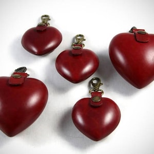 Porte-monnaie coeur rouge en cuir, porte-monnaie, porte-clés, cadeau du 3e anniversaire, cuir rigide, fabriqué à la main, fait main, amovible, porte-monnaie, accessoire