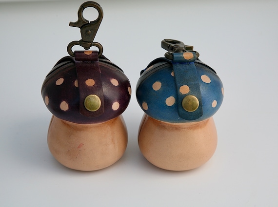 Mushroom Leather Coin Purse: Handmade Keyring Wallet