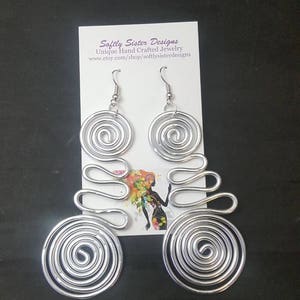 Silver Colored Wire Earrings, Wire Wrapped Earrings, Aluminum Wire Earrings, Dangle Earrings, Wire Art