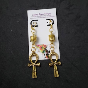 Beautiful Gold Ankh Symbol Earrings.