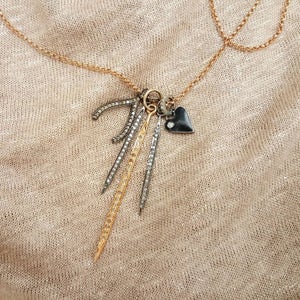 Emaille Diamond Heart - Pave Diamonds Spike - Diamond Spike Ketting - Diamond Wish Bone - Diamond Charms Ketting - Diamond Heart Charm