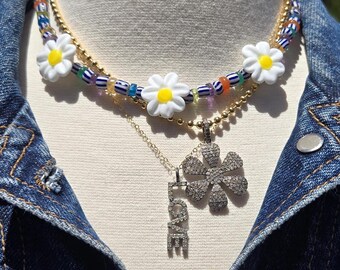 Murano Glass Necklace, Layering Gemstone Necklace, Charm Necklace, Daisy Necklace, Vintage Necklace, Colorful Summer Necklace, Daisy Charm