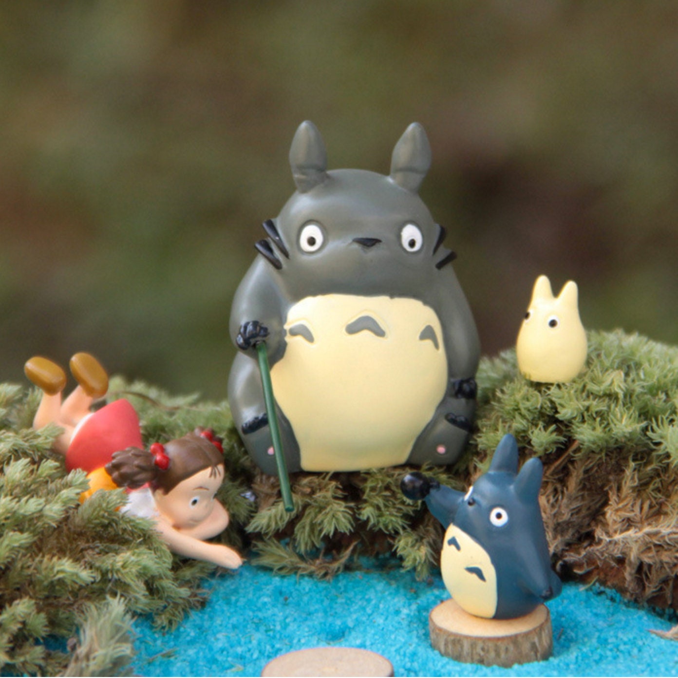 totoro tilting figure