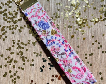Pink Ditsy Floral Padded Key Wristlet