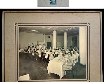 1939 BALTIMORE, MARYLAND PHOTOGRAPH ~ Women’s Banquet or Luncheon in Formal Dining Room ~ Tables, China, Glassware, Ladies’ Vintage Clothing