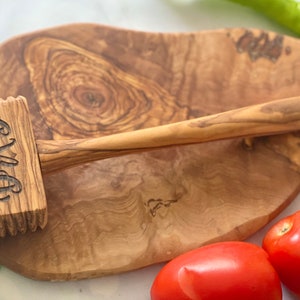 Olive Wood Engraved Meat Hammer Father&#39;s Day Gift For Dad