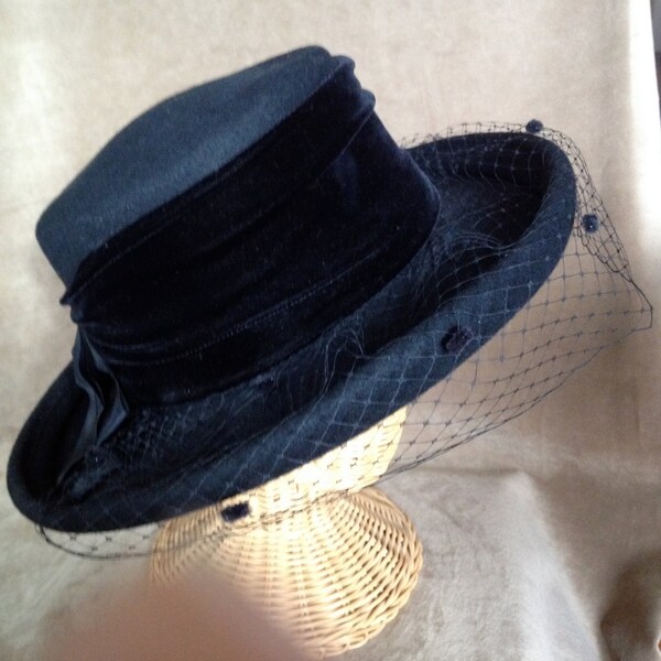 Plaza Suite Black Hat with Flat Crown and Veil Vintage