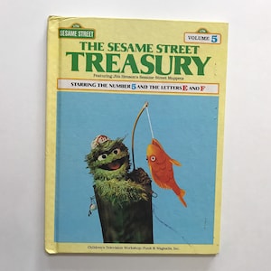 1983 The Sesame Street Treasury Book 5 Muppets Jim Henson Kids Hard Cover Reading Story Letters E and F