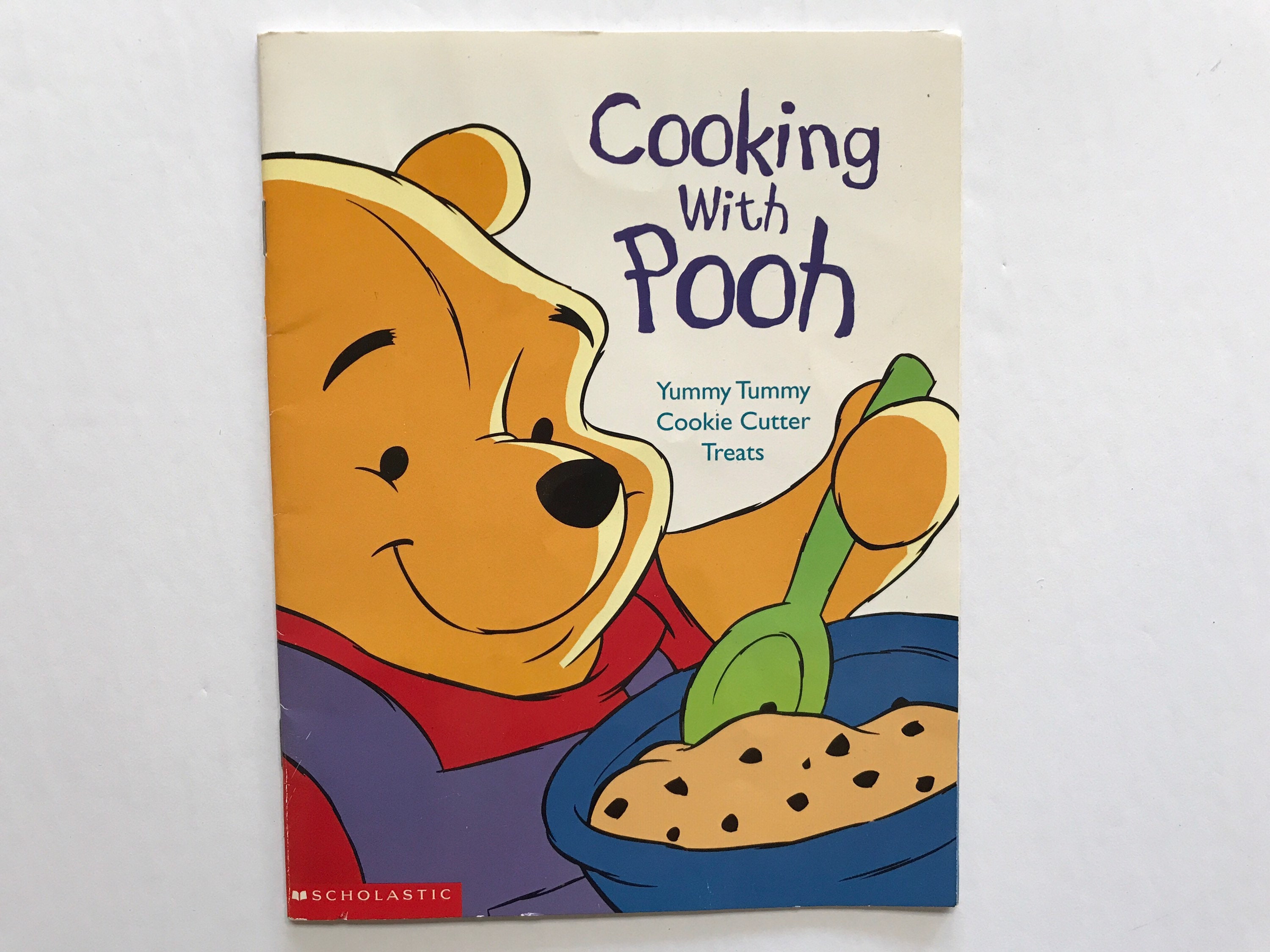 1996 Disney Cooking With Pooh Winnie the Pooh Softcover Kids