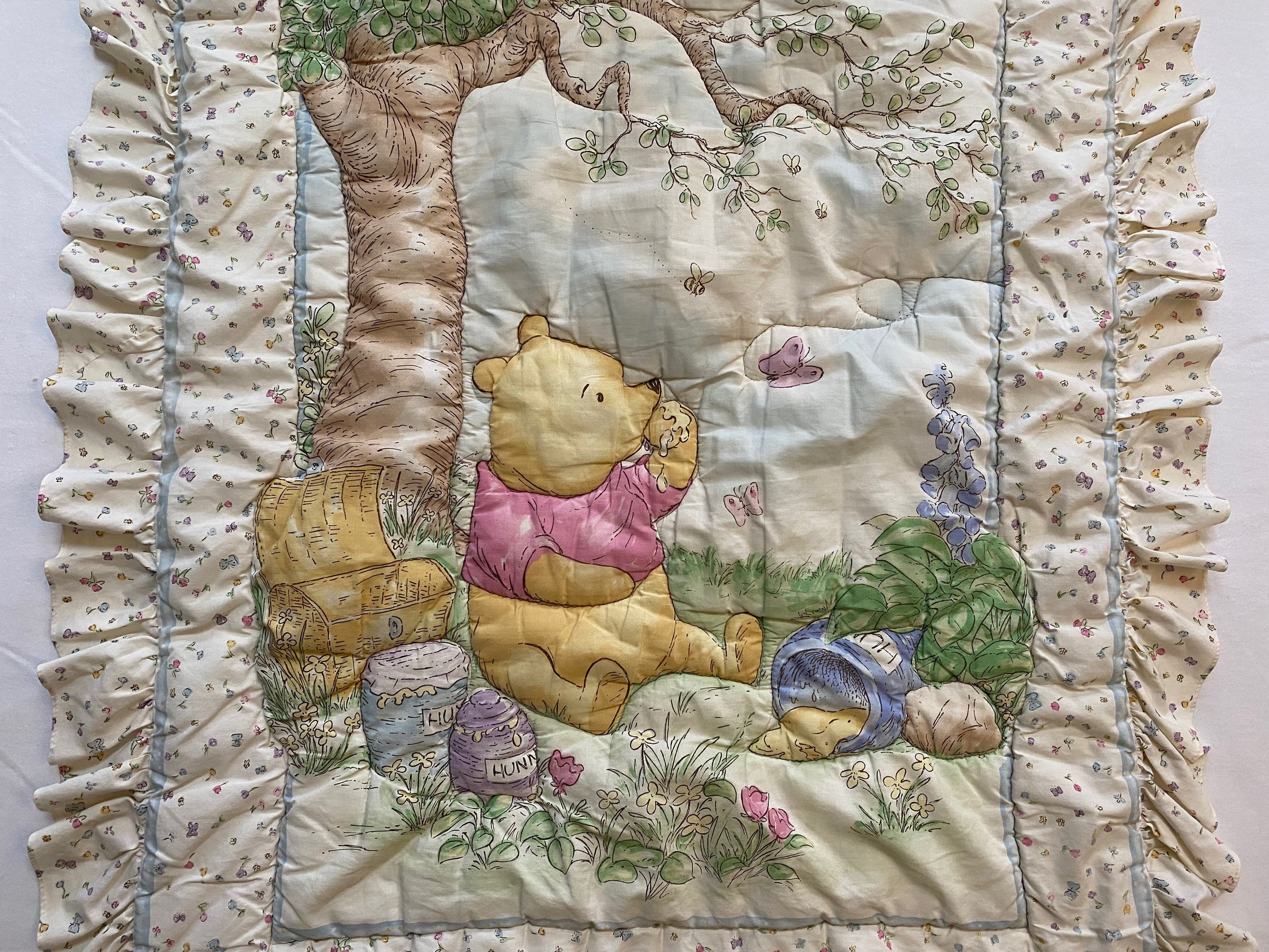 1996 Classic Pooh Bear Quilted Baby Blanket 90s Kids Children