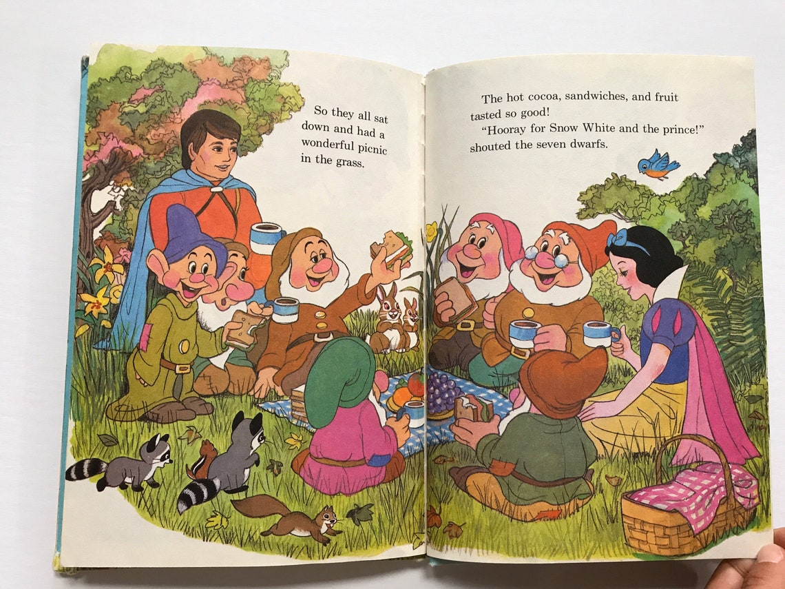 1980 Snow White Helps the Seven Dwarfs Hardcover Kids Book - Etsy Canada
