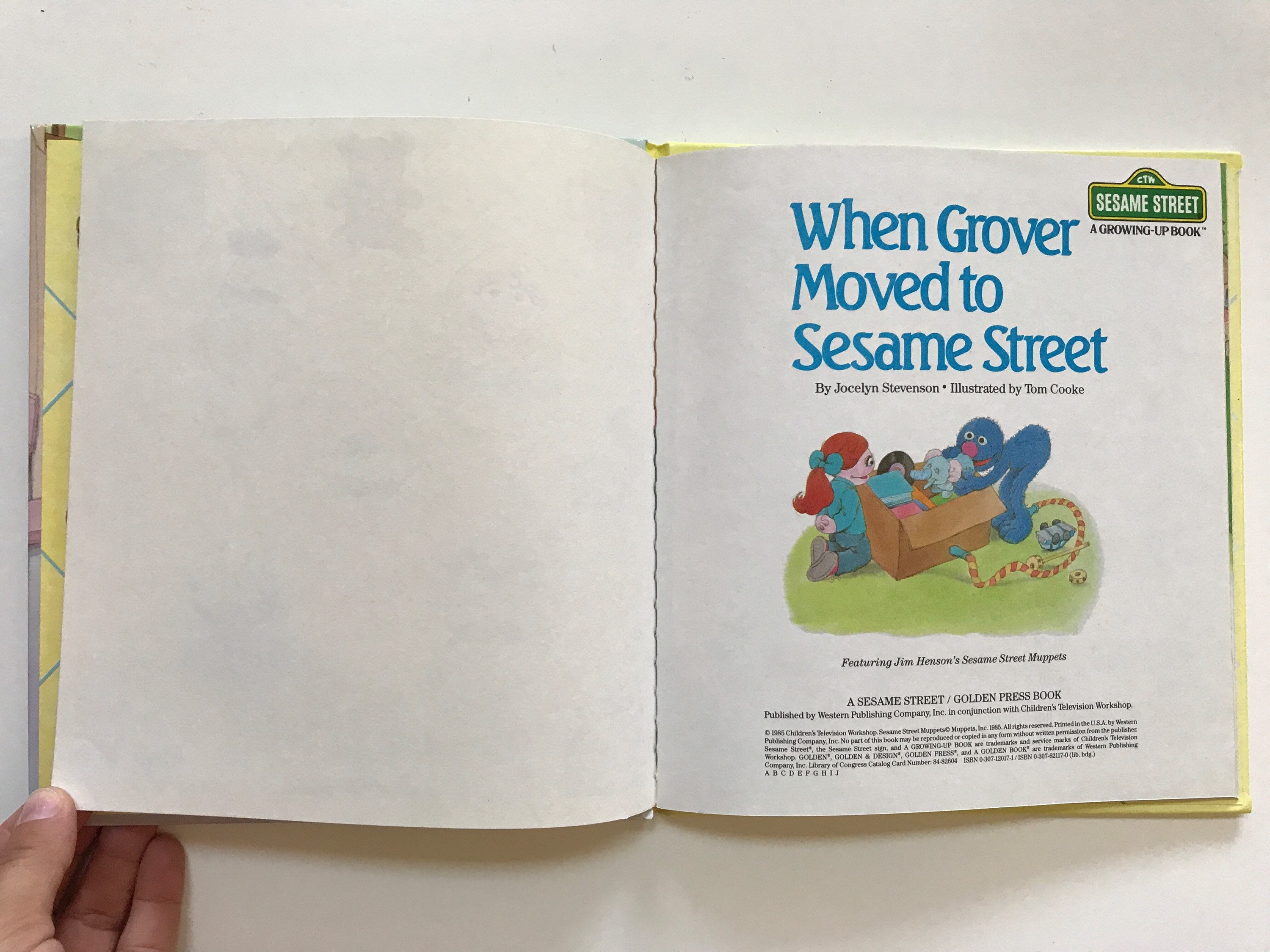 1985 When Grover Moved to Sesame Street Book Hard Cover Story