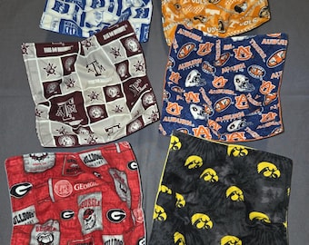 College Sports Teams Reversible Bowl Cozy, Quilted Microwave Bowl Pot Holder, Bowl Pot Holder, Bowl Holder