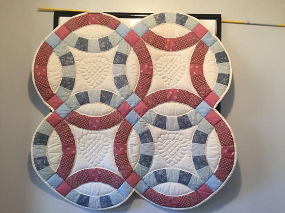 Amish Double Wedding Ring Wall Hanging Hand Quilted Etsy
