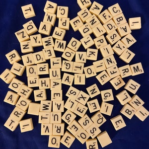 450g Ivory plastic craft scrabble letters for crafting approx 300 tiles  frame craft