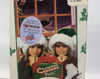 Mary-Kate Ashley Olsen You’re Invited to Mary-Kate  Ashleys Christmas Party VHS2