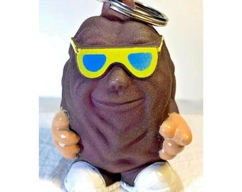 Vintage California Raisin Keychain Coin Purse With Sunglasses And Shoes A034