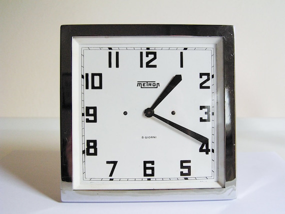 METRON table clock - image 1