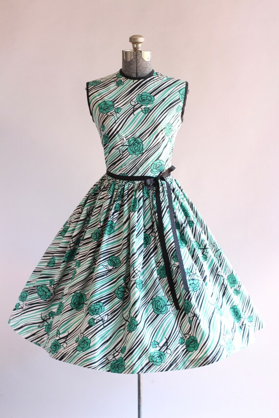 Vintage 1950s Dress / 50s Cotton Dress / Californ… - image 3