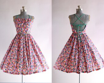 Vintage 1960s Dress / 60s Cotton Dress / LANZ ORIGINALS Colorful Floral Sun Dress w/ Open Back XS/S