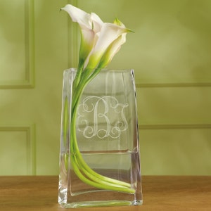 Monogrammed Vase | Custom Flower Vase | Personalized Centerpiece | Bridesmaid Gift | Engraved Glass Vase | Home Decor | Free Personalization