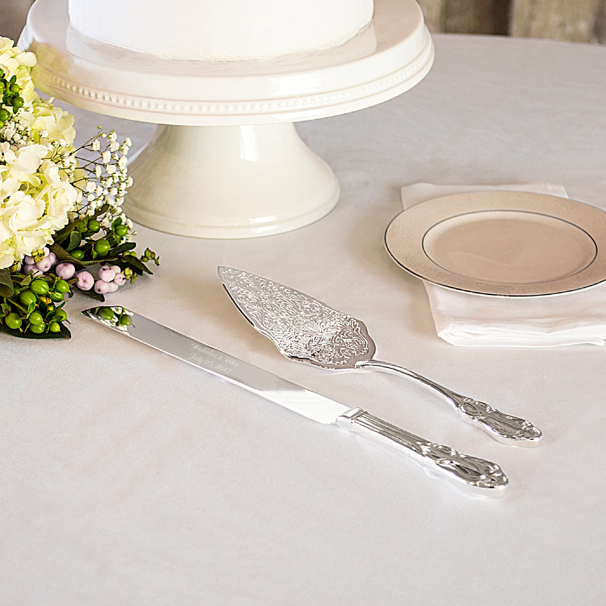 silver vintage wedding cake