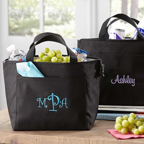 Personalized Lunch Tote   Bridesmaid Gift  Insulated Lunch