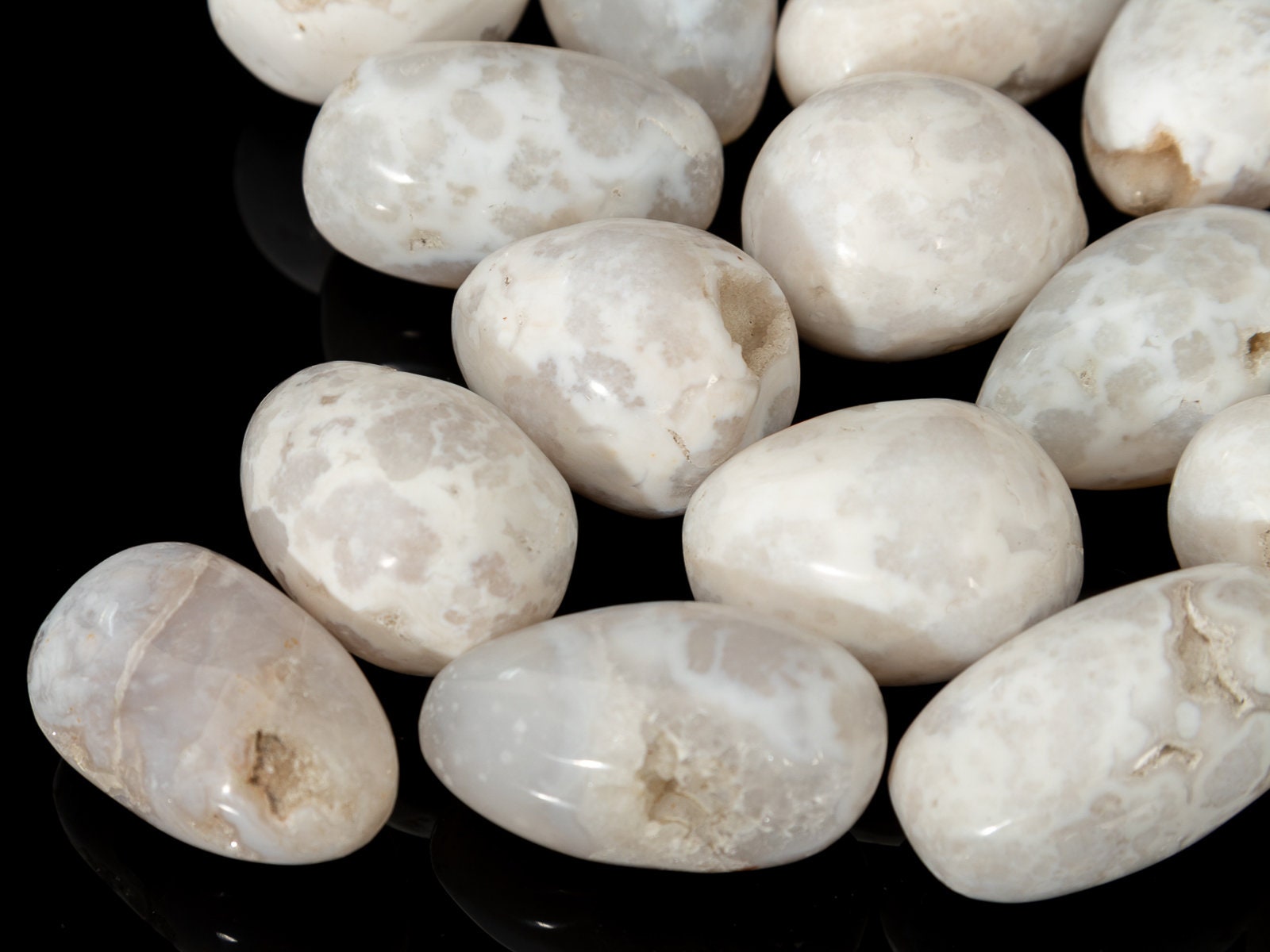 27x WHITE AGATE Polished Tumbled Stone 1.24 Lbs Healing