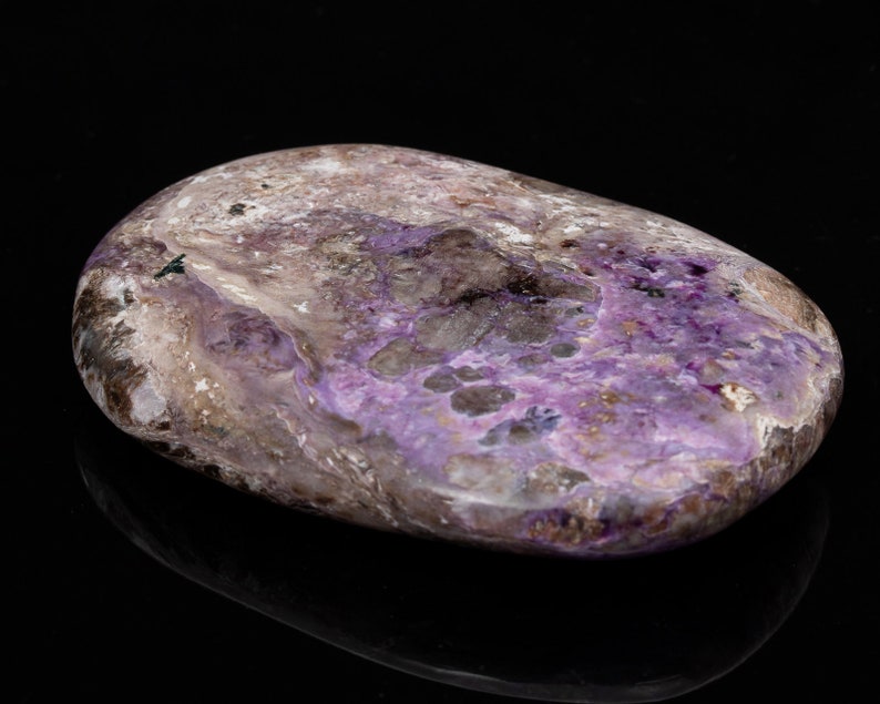 Authentic CHAROITE, aegirine polished purple palm stone 7.37 oz specimen 3183T Crown / Heart Chakra / Scorpio, Sagittarius image 2