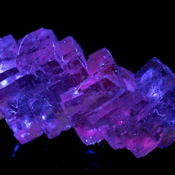 Rare HALITE crystal 0.78 oz fluorescent stone specimen #1187k - POLAND